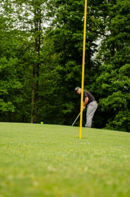wide stance golf
