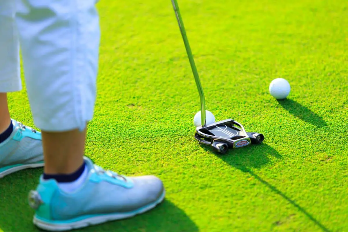 How to Determine the Correct Putter Length to Use